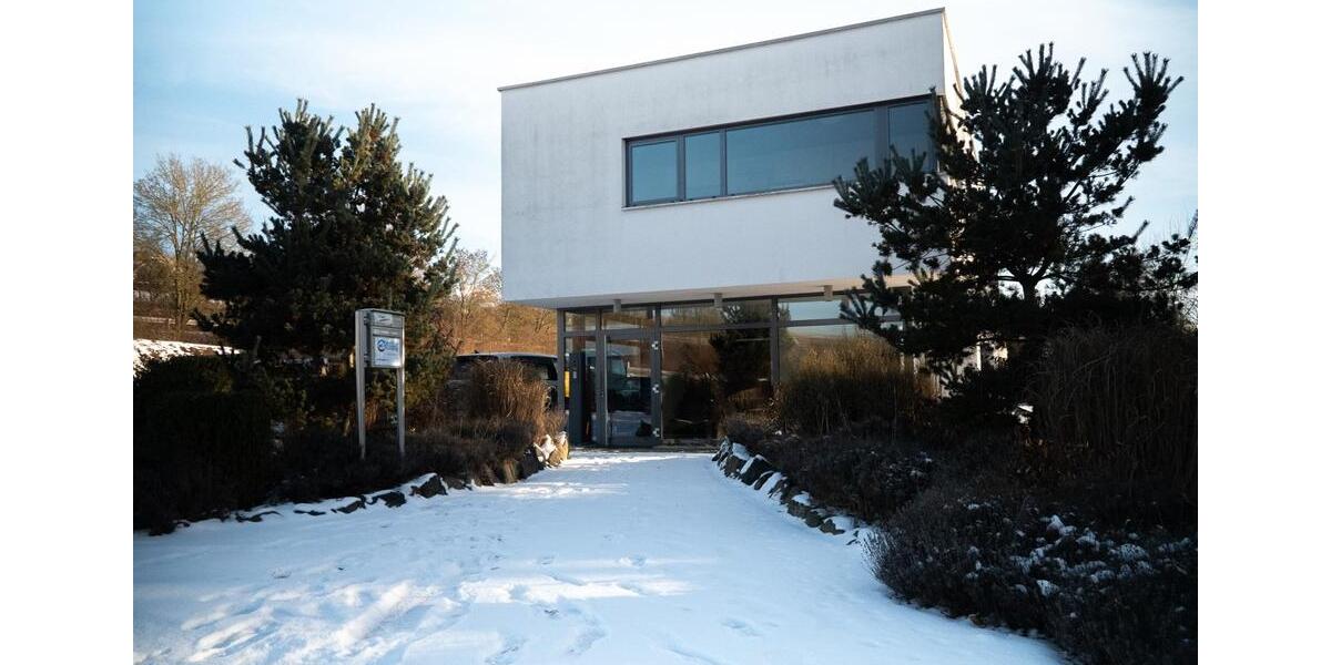 Gewerbeobjekt Hofbieber - 1.550&euro; | Angebot:24431351