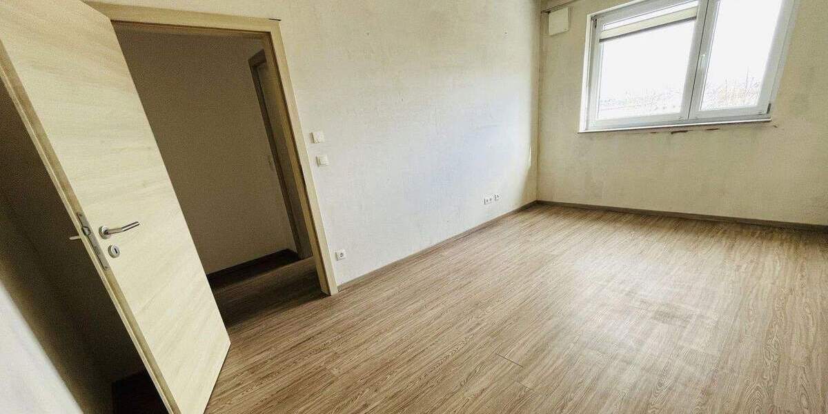 Etagenwohnung Andernach - 3 Zimmer, 98 m&sup2;, 1.180&euro; | Angebot:25094869