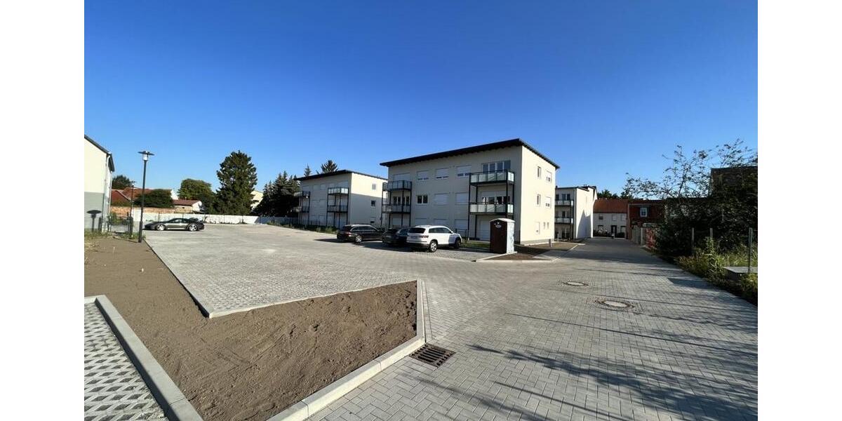 Etagenwohnung Nauen - 4 Zimmer, 90 m&sup2;, 1.330&euro; | Angebot:26232003