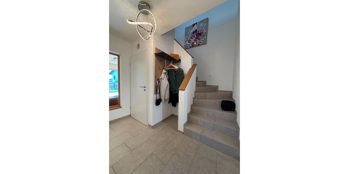 Doppelhaushälfte Eching - 4 Zimmer, 136 m&sup2;, 1.800&euro; | Angebot:26687847
