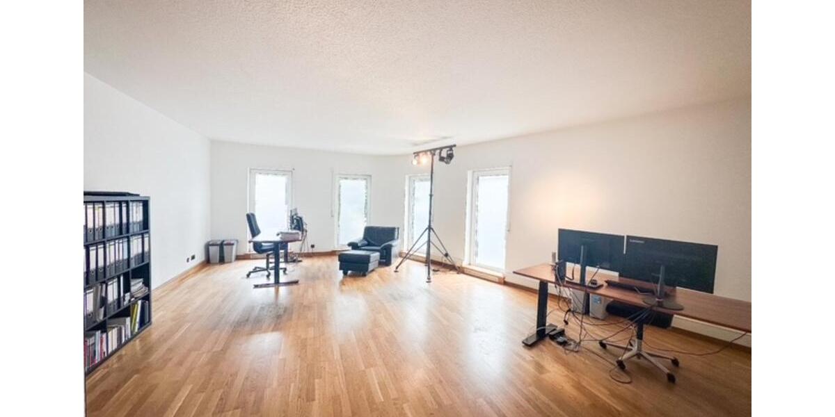 Erdgeschoßwohnung Gevelsberg - 6 Zimmer, 3.300&euro; | Angebot:23708112