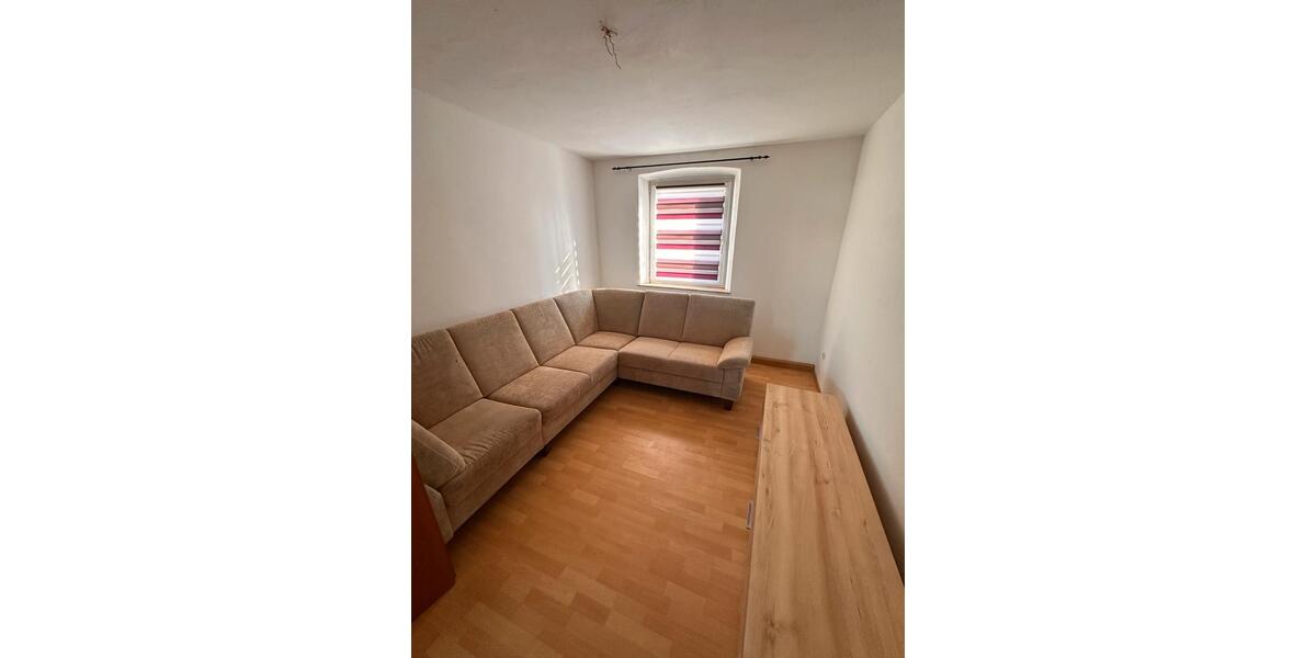Erdgeschoßwohnung Kronach - 3 Zimmer, 52 m&sup2;, 590&euro; | Angebot:25480135