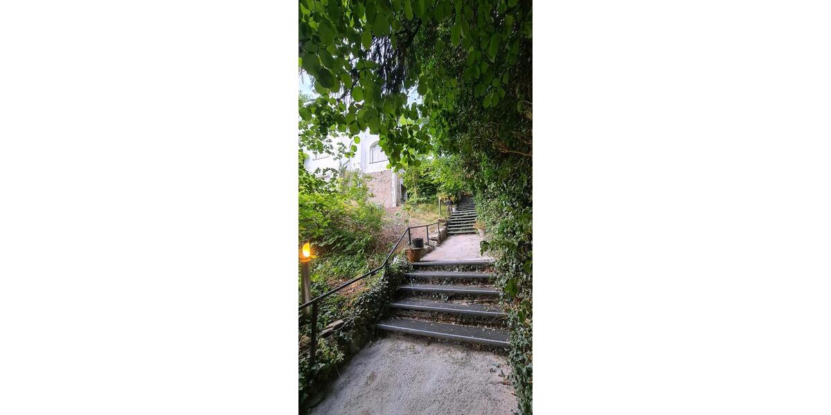 Hochparterre Detmold Hiddesen - 3 Zimmer, 96 m&sup2;, 730&euro; | Angebot:26697846