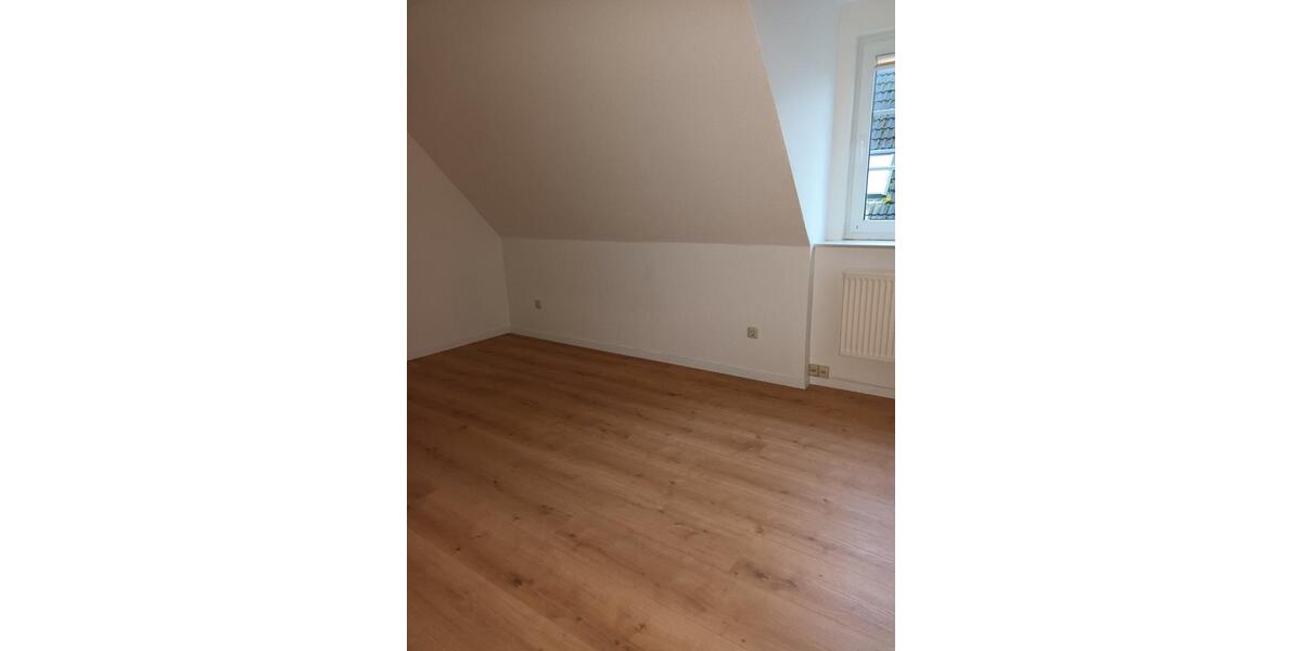Etagenwohnung Flensburg Altstadt - 4 Zimmer, 124 m&sup2;, 1.150&euro; | Angebot:26578761