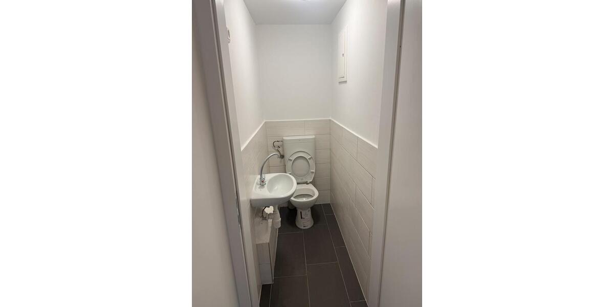 Erdgeschoßwohnung Villingen-Schwenningen Schwenningen - 3 Zimmer, 70 m&sup2;, 1.070&euro; | Angebot:25510138