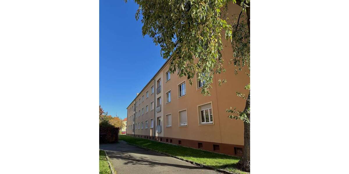 Etagenwohnung Hoyerswerda Altstadt - 2 Zimmer, 52 m&sup2;, 258&euro; | Angebot:26121203