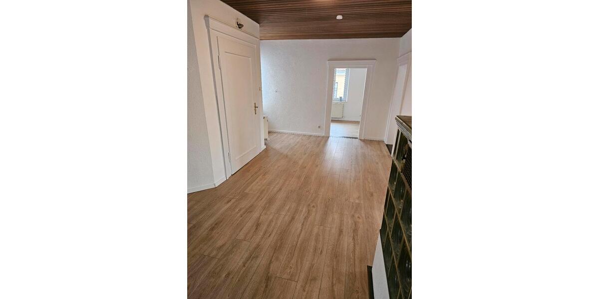 Etagenwohnung Neunburg vorm Wald - 4 Zimmer, 125 m&sup2;, 750&euro; | Angebot:26097049