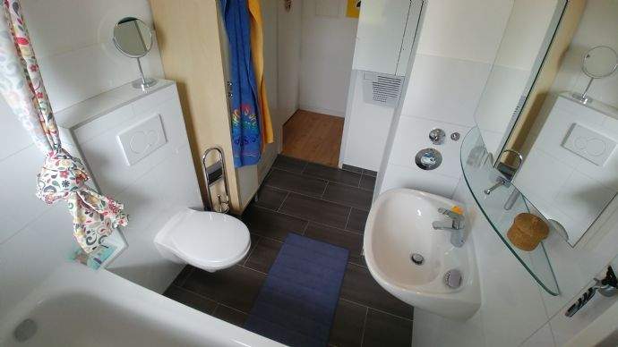 Etagenwohnung Wiesbaden Bierstadt - 2 Zimmer, 65 m&sup2;, 750&euro; | Angebot:26170972