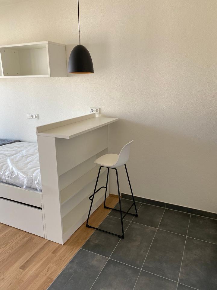 Schönes 1 Zimmer Appartement mit EBK&Loggia im Herzen der Stadt