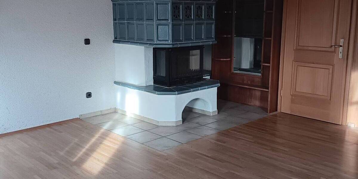 Etagenwohnung Kirchweidach - 3 Zimmer, 120 m&sup2;, 890&euro; | Angebot:24279205