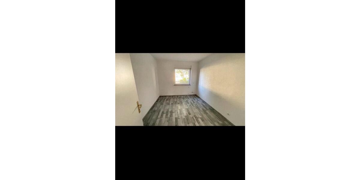 Etagenwohnung Düsseldorf Stadtbezirk 8 - 3 Zimmer, 65 m&sup2;, 1.050&euro; | Angebot:26482613