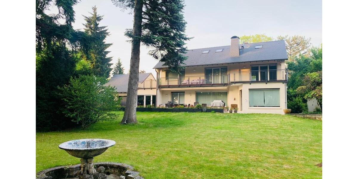 Villa Frankfurt am Main Sachsenhausen Süd - 8 Zimmer, 360 m&sup2;, 6.200&euro; | Angebot:26544522