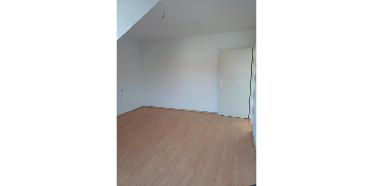 Dachgeschoßwohnung Coswig (Anhalt) - 2 Zimmer, 62 m&sup2;, 360&euro; | Angebot:24836812