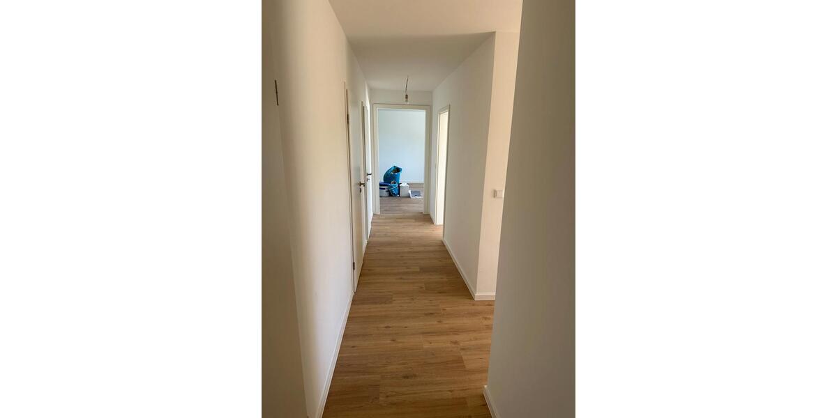 Etagenwohnung Unkel - 3 Zimmer, 105 m&sup2;, 1.100&euro; | Angebot:26692694