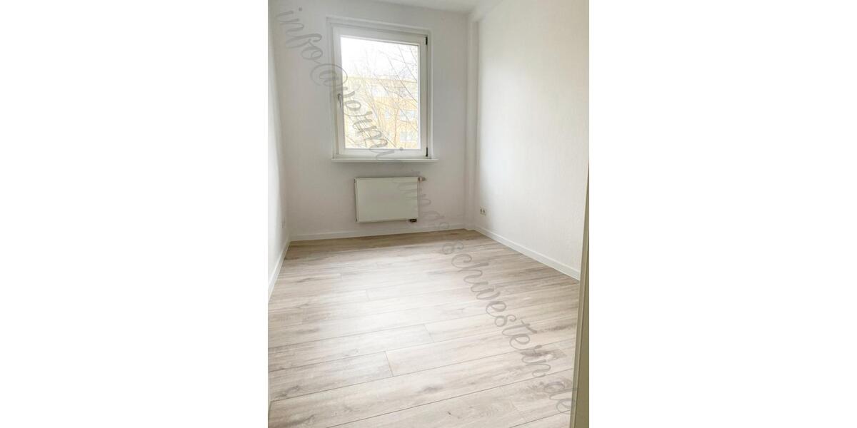 Etagenwohnung Chemnitz Adelsberg - 5 Zimmer, 106 m&sup2;, 655&euro; | Angebot:24628645