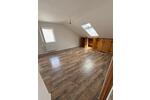 Dachgeschoßwohnung Wächtersbach - 3 Zimmer, 90 m&sup2;, 1.100&euro; | Angebot:26597615