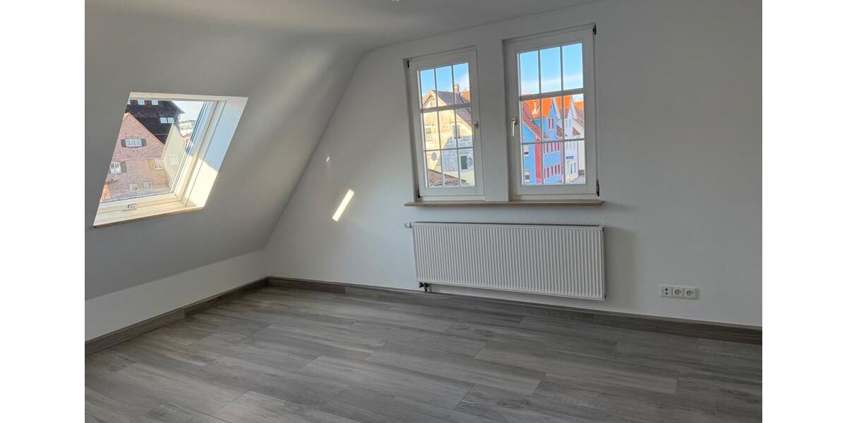 Dachgeschoßwohnung Baiersbronn - 4 Zimmer, 90 m&sup2;, 1.350&euro; | Angebot:26030760
