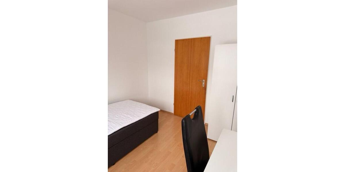 Wohnen auf Zeit Kassel Niederzwehren - 3 Zimmer, 14 m&sup2;, 350&euro; | Angebot:24756966