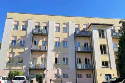 Wohnung Zeitz - 2 Zimmer, 54 m&sup2;, 375&euro; | Angebot:26999500