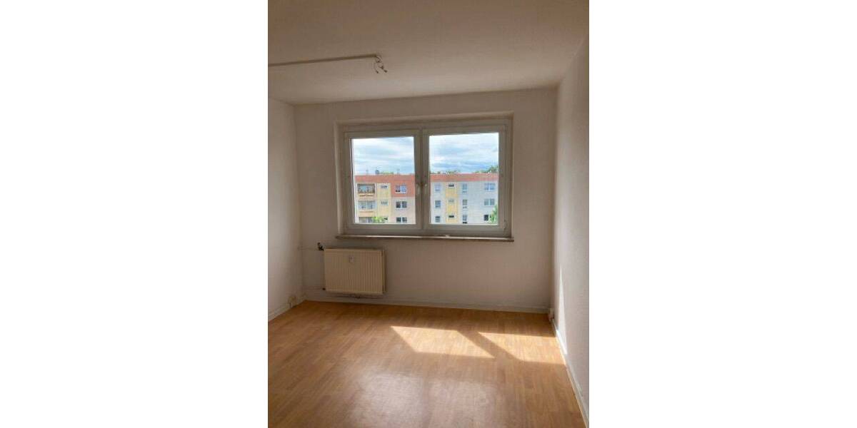 Etagenwohnung Weimar Schöndorf - 4 Zimmer, 90 m&sup2;, 625&euro; | Angebot:26833431