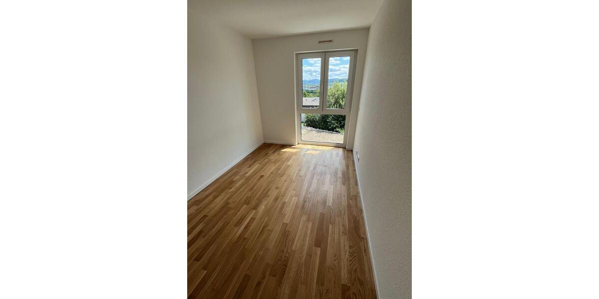 Reihenhaus Bad Säckingen - 5.5 Zimmer, 150 m&sup2;, 2.300&euro; | Angebot:25792356