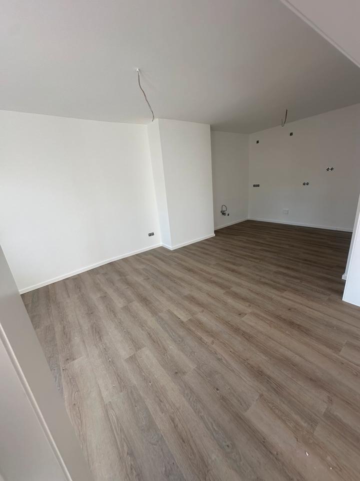 Sanierte Wohnung im 1 OG in ruhiger und zentraler Lage in Hanau