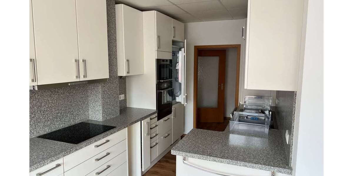 Etagenwohnung Bad Kissingen - 4 Zimmer, 135 m&sup2;, 950&euro; | Angebot:26056522