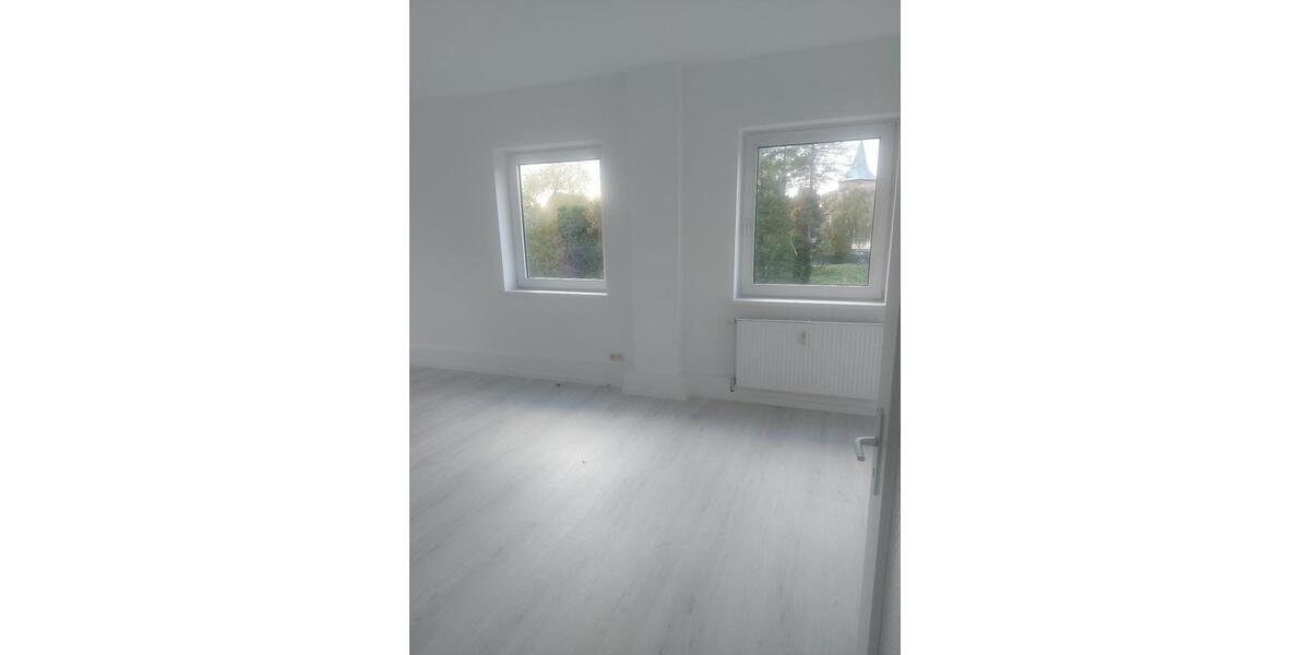 Große 2-Zimmer-Wohnung in zentraler Lage zu vermieten 2 zimmer