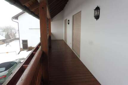 Haus Brennberg - 5 Zimmer, 150 m&sup2;, 900&euro; | Angebot:27090897