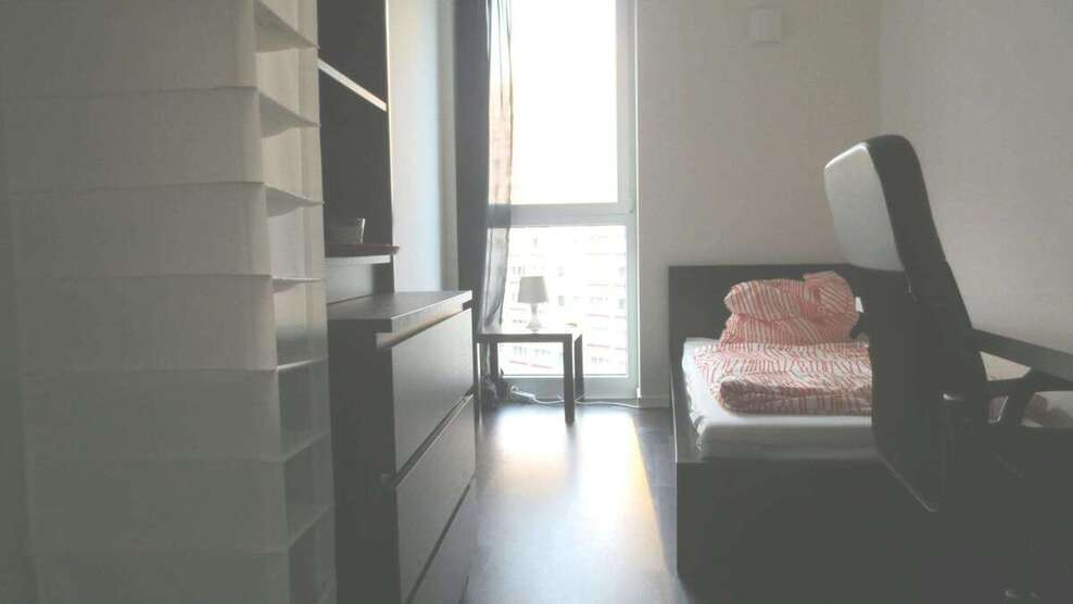 WG-Zimmer in Berlin 715 € 10 m² zimmer