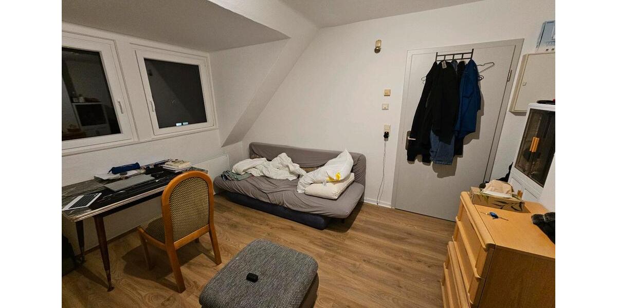 Etagenwohnung Hildesheim - 1 Zimmer, 17 m&sup2;, 320&euro; | Angebot:26029408