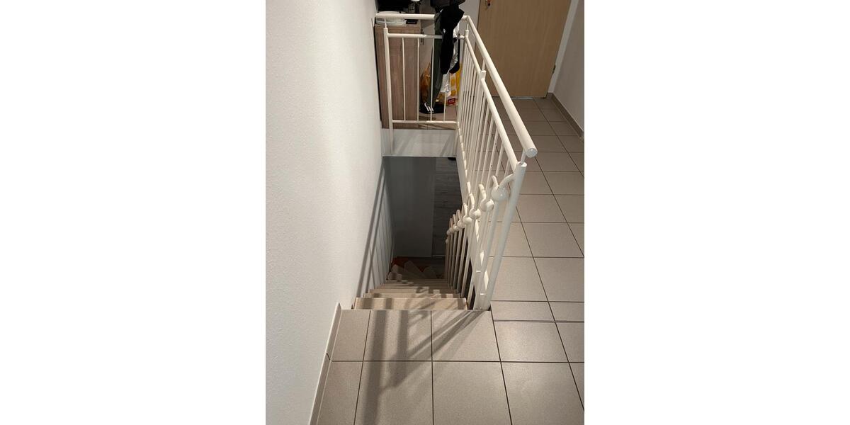 1-Zimmer-Maisonette mit Balkon & Stellplatz – Bornheim-Waldorf 1 zimmer