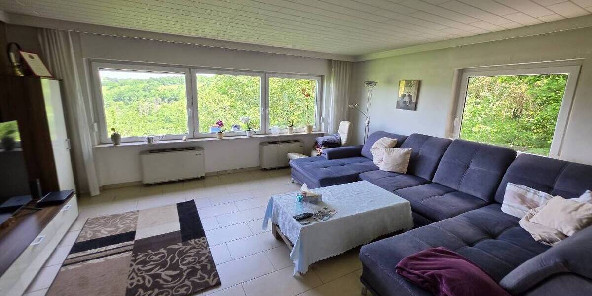 Etagenwohnung Trier Kernscheid - 3 Zimmer, 83 m&sup2;, 900&euro; | Angebot:26740714