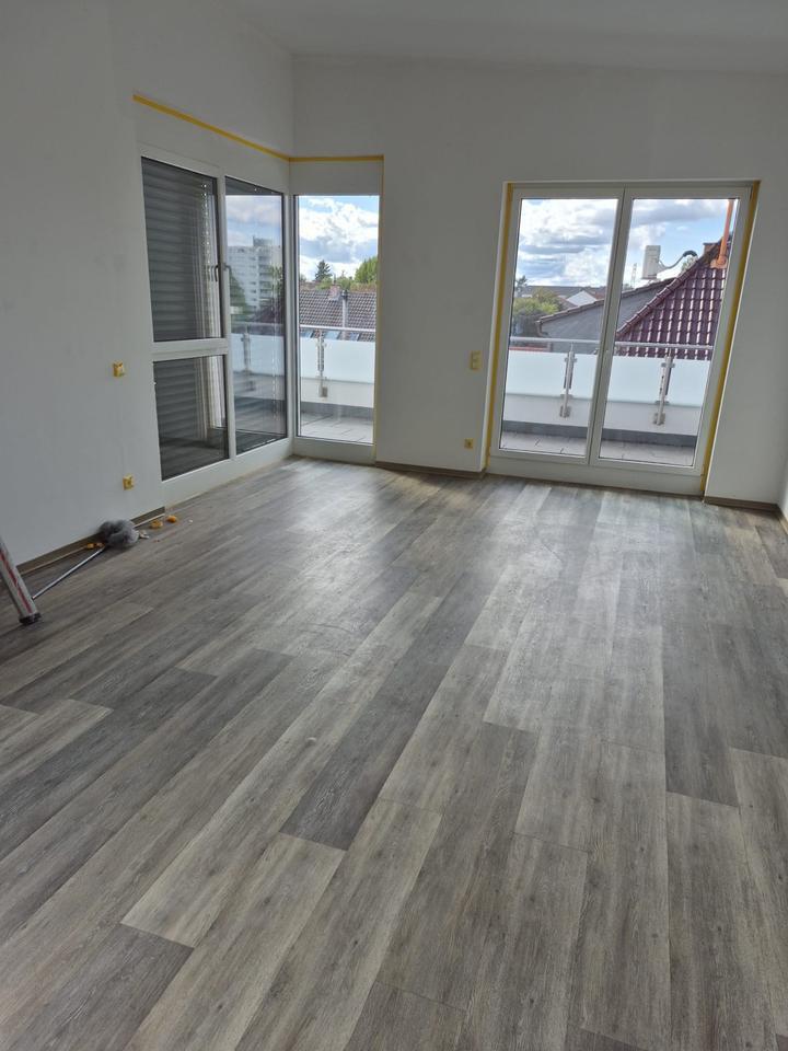 4 Zimmer Penthouse Wohnung in Viernheim