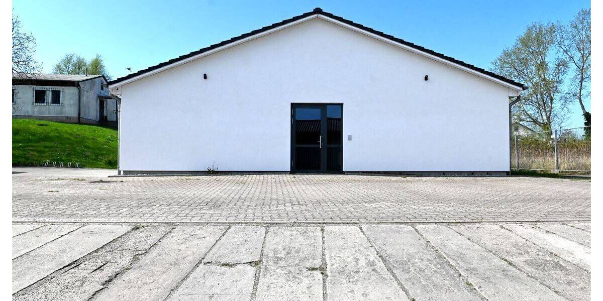 Gewerbeobjekt Stralsund Franken Mitte - 4 Zimmer, 175 m&sup2;, 1.450&euro; | Angebot:25663901