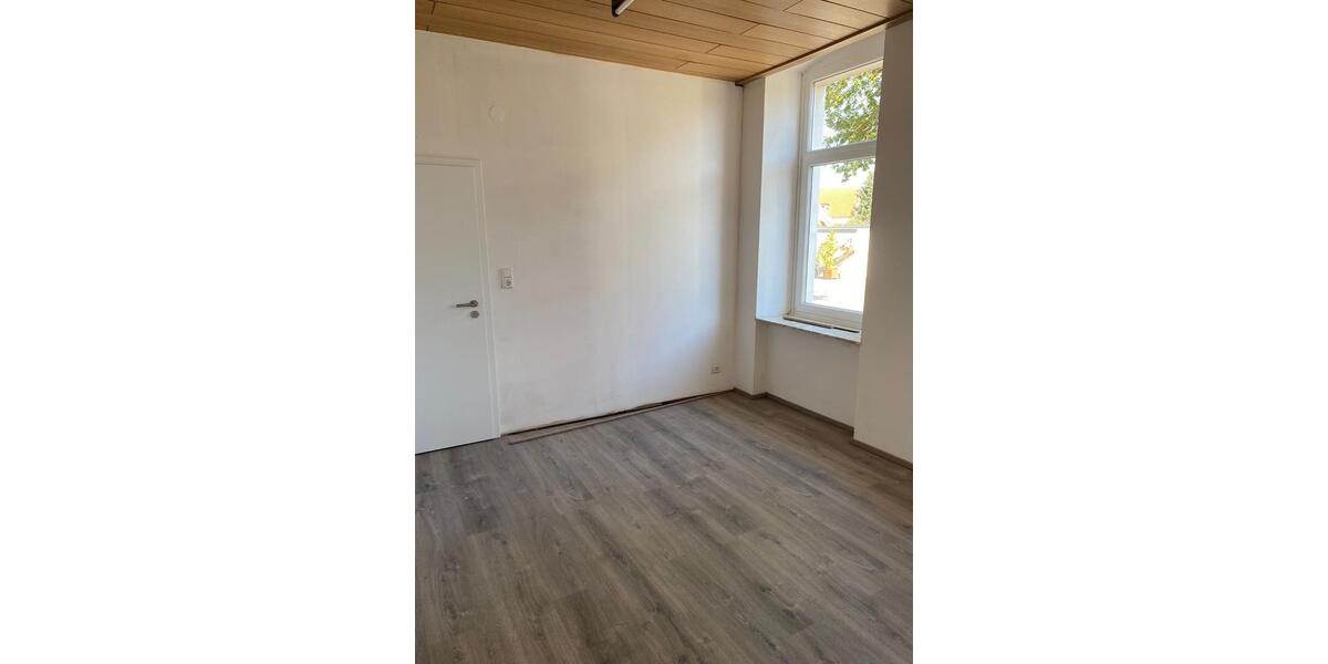 Erdgeschoßwohnung Lügde - 3 Zimmer, 115 m&sup2;, 650&euro; | Angebot:26647360