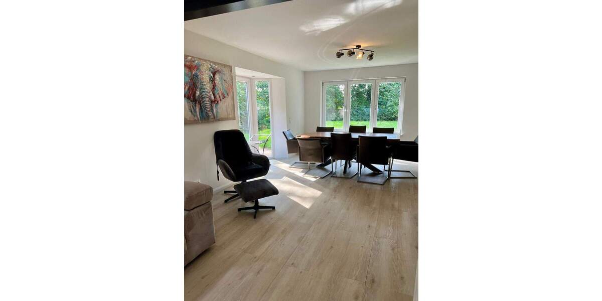 Einfamilienhaus Dassendorf - 5 Zimmer, 230 m&sup2;, 2.250&euro; | Angebot:25815064