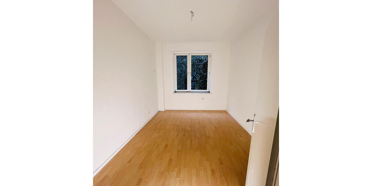 Etagenwohnung Altena - 4 Zimmer, 110 m&sup2;, 476&euro; | Angebot:24377329