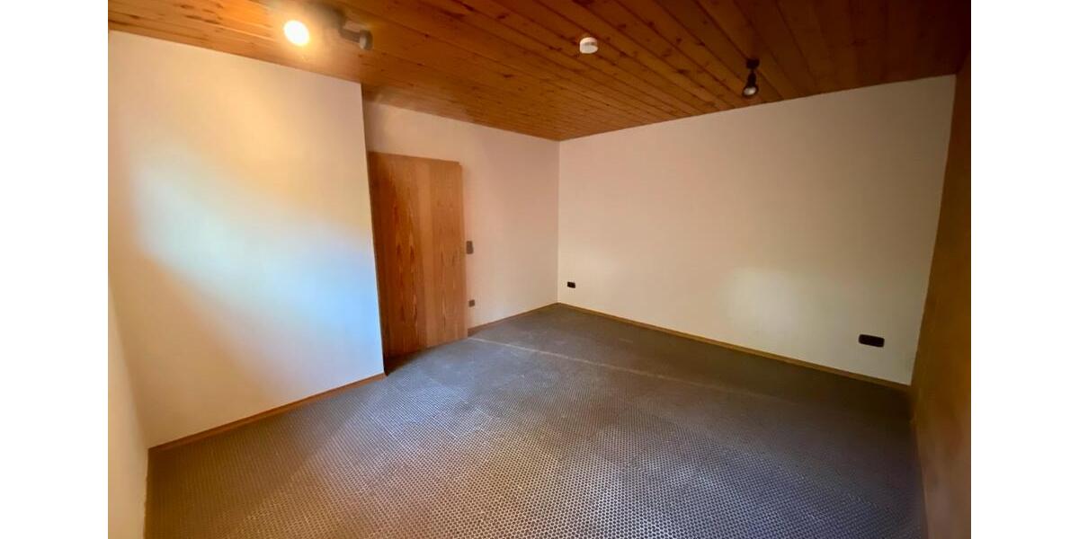 Etagenwohnung Aschau am Inn - 2 Zimmer, 90 m&sup2;, 890&euro; | Angebot:25393402
