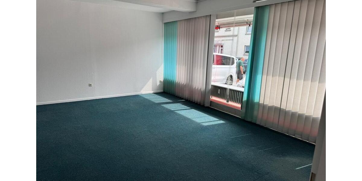 Gewerbeobjekt Sundern (Sauerland) - 415&euro; | Angebot:25026097