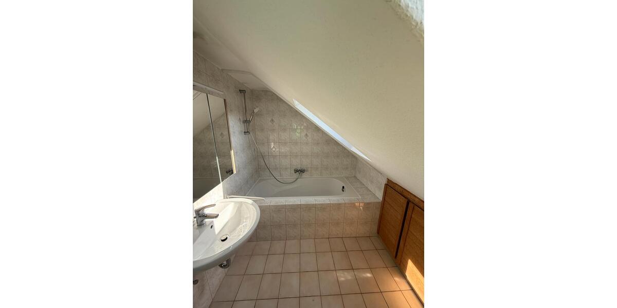 Dachgeschoßwohnung Hamm Daberg - 2 Zimmer, 66 m&sup2;, 590&euro; | Angebot:26464205