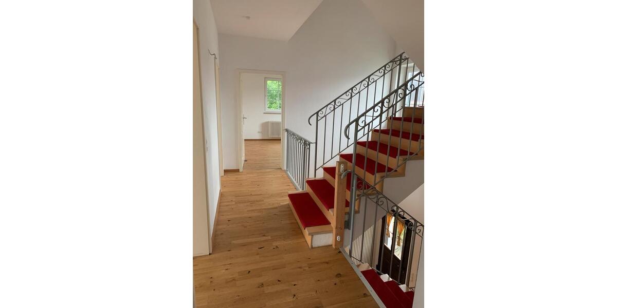 Traumvilla in Neu-UlmHolzschwang 6 zimmer