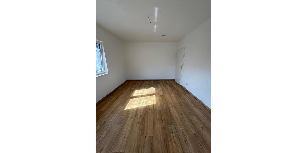 Etagenwohnung Winsen (Aller) - 3 Zimmer, 87 m&sup2;, 990&euro; | Angebot:26005652