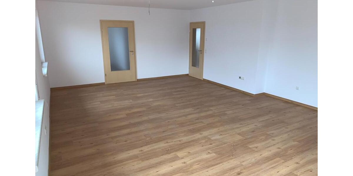 Etagenwohnung Bad Rodach - 4 Zimmer, 136 m&sup2;, 1.280&euro; | Angebot:24756986