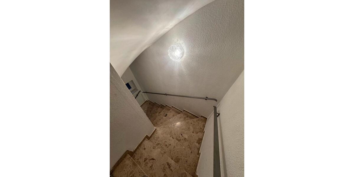 Erdgeschoßwohnung Grevenbroich Neuenhausen - 4 Zimmer, 130 m&sup2;, 1.500&euro; | Angebot:24840289