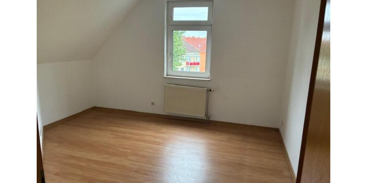 Dachgeschoßwohnung Schönebeck (Elbe) - 4 Zimmer, 83 m&sup2;, 558&euro; | Angebot:22444419