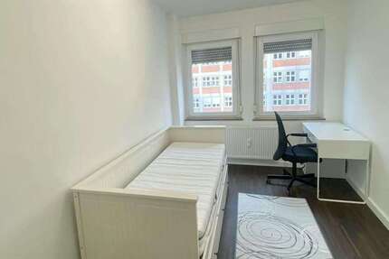 WG-Zimmer in Augsburg 575 € 15 m² zimmer