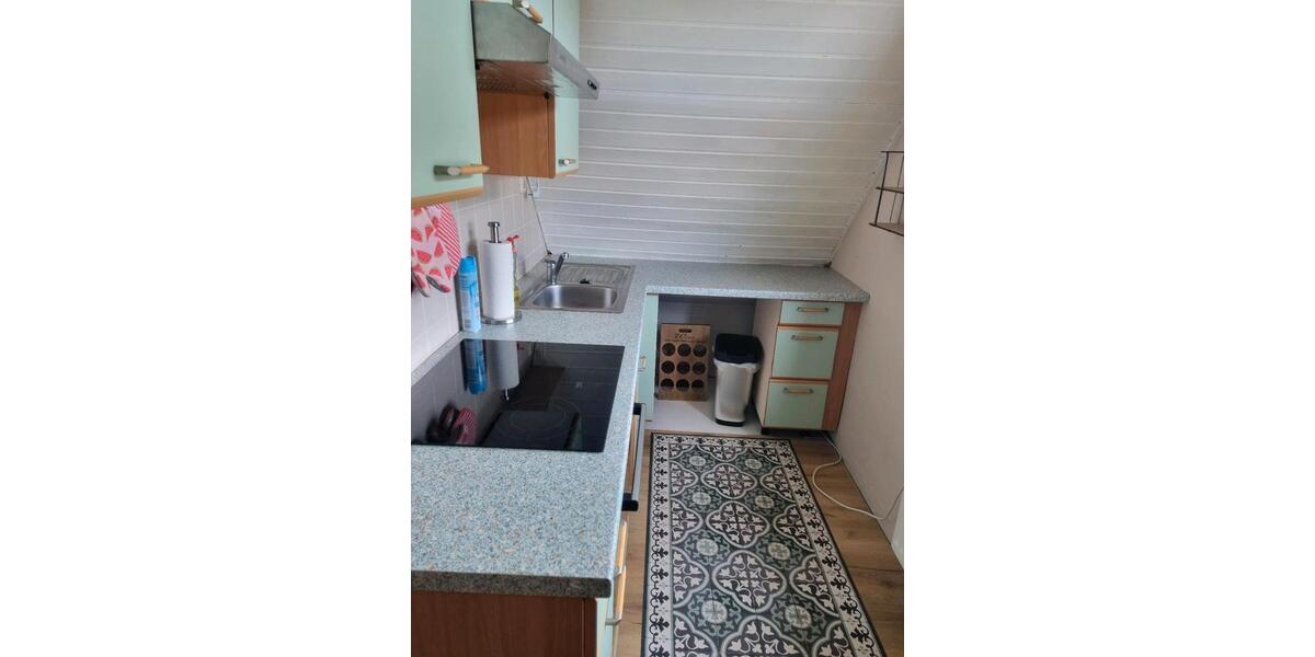 Dachgeschoßwohnung Weiden in der Oberpfalz - 2 Zimmer, 60 m&sup2;, 600&euro; | Angebot:26150604