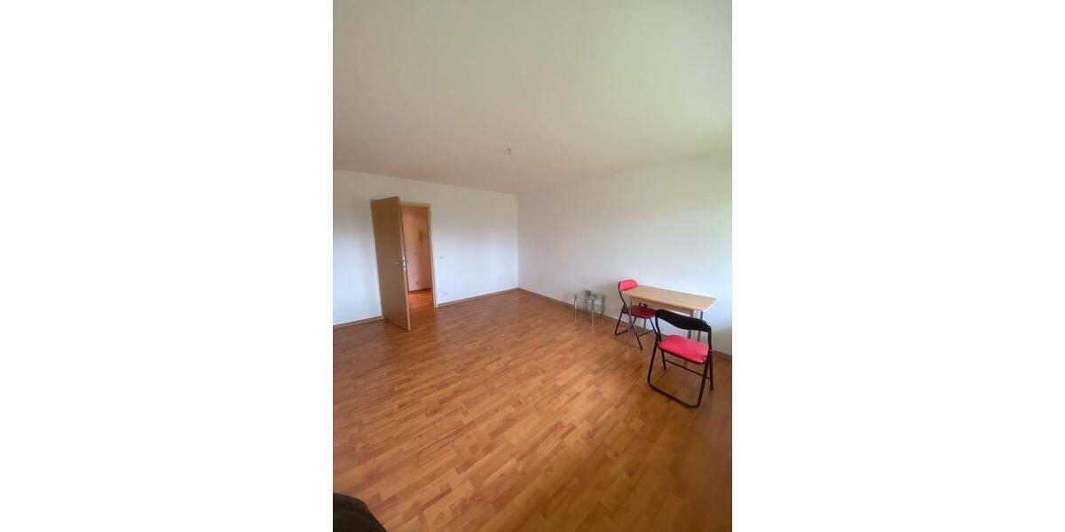 Erdgeschoßwohnung Saarbrücken Eschberg - 1 Zimmer, 29 m&sup2;, 500&euro; | Angebot:26034283