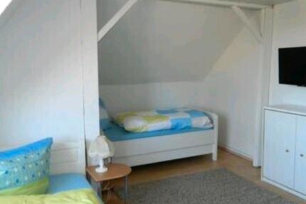 Wohnen auf Zeit Neumünster - 1 Zimmer, 16 m&sup2;, 800&euro; | Angebot:26490595